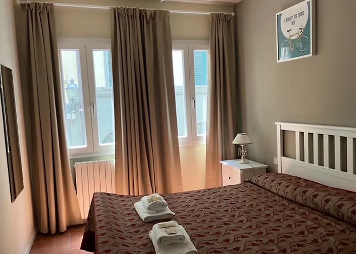 San Frediano 56 * Florença